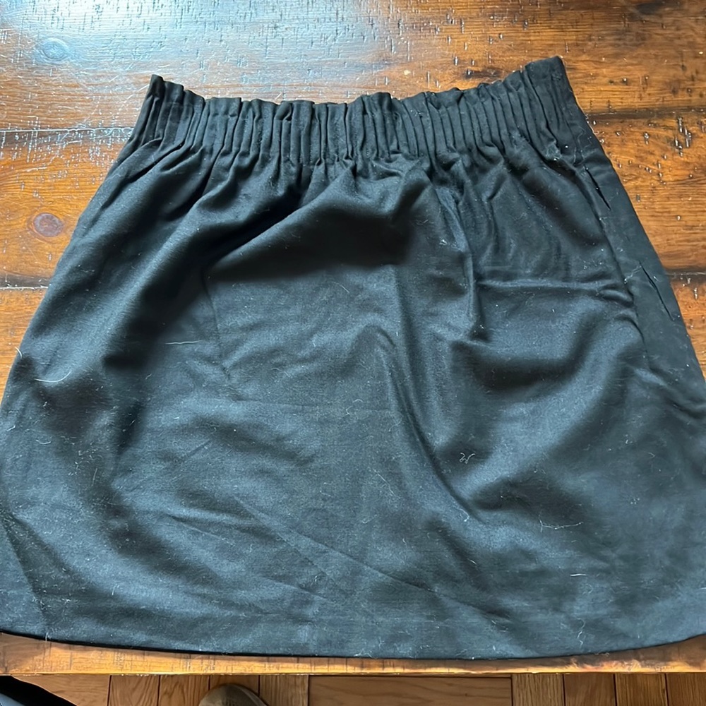 J Crew paper bag skirt sz 4 black